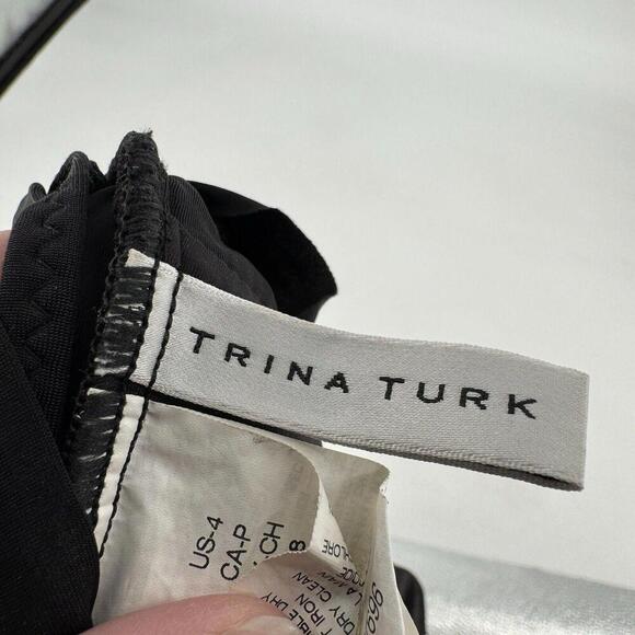 Trina Turk swimsuit womens 4 black keyhole one piece swim beach stretch sexy - Picture 3 of 6